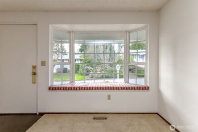 32334 9th Avenue S, Federal Way, WA 98003 - Photo 3