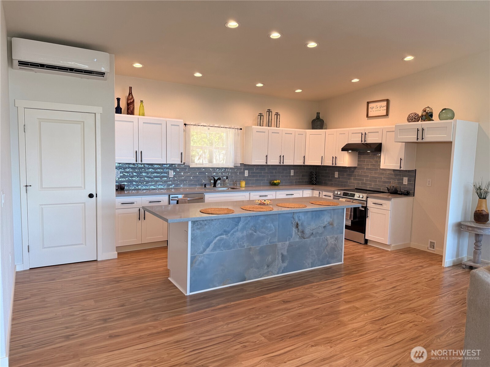 67 Birch Court , Brinnon, WA 98320
