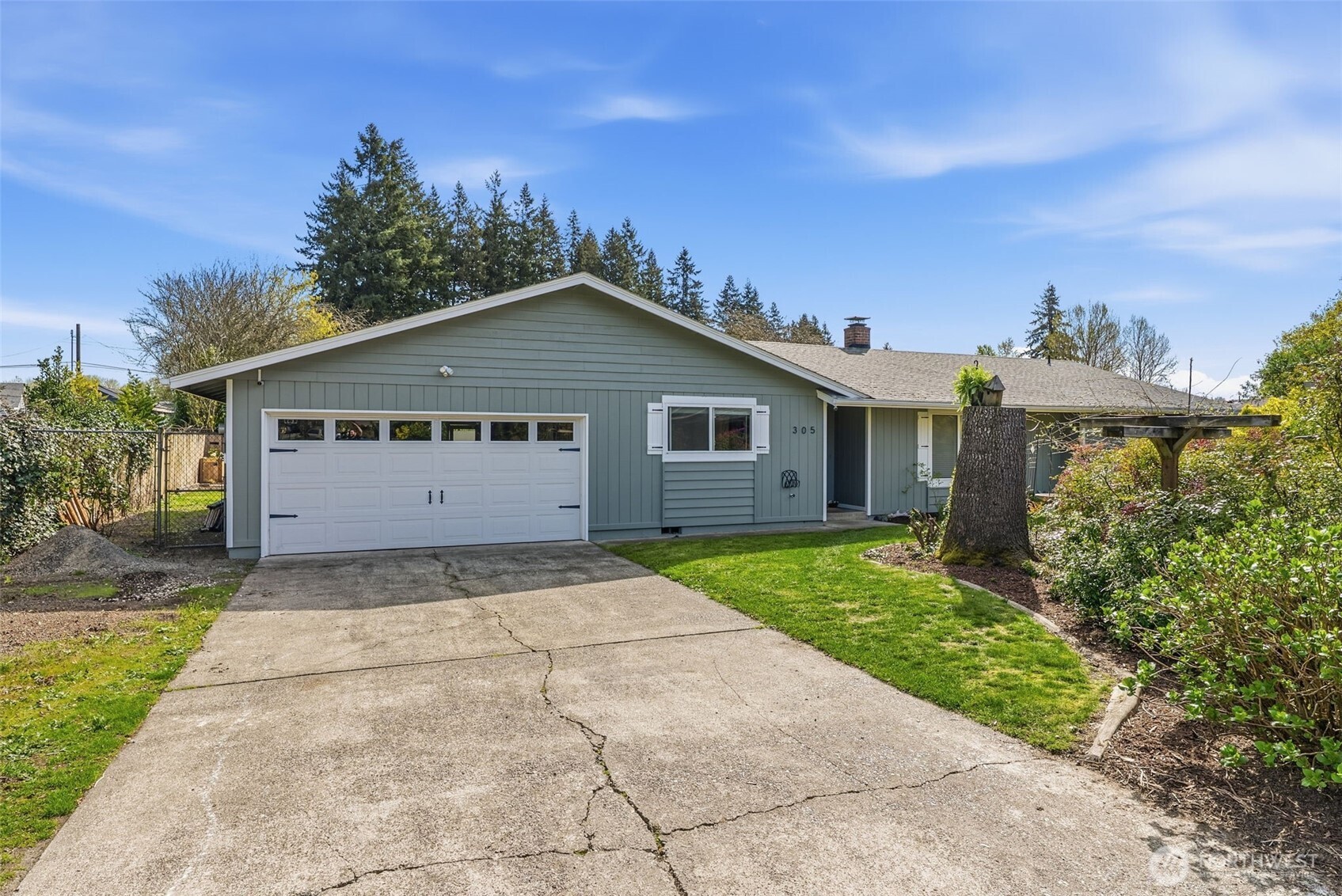 305 Hollyberry Street , Woodland, WA 98674