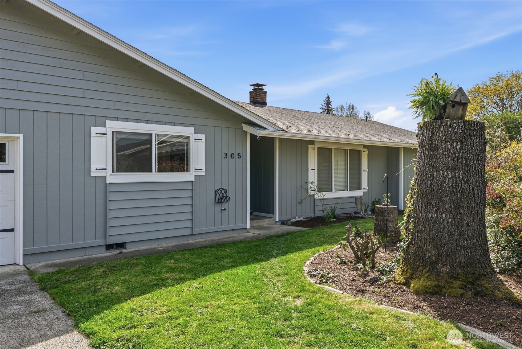 305 Hollyberry Street , Woodland, WA 98674
