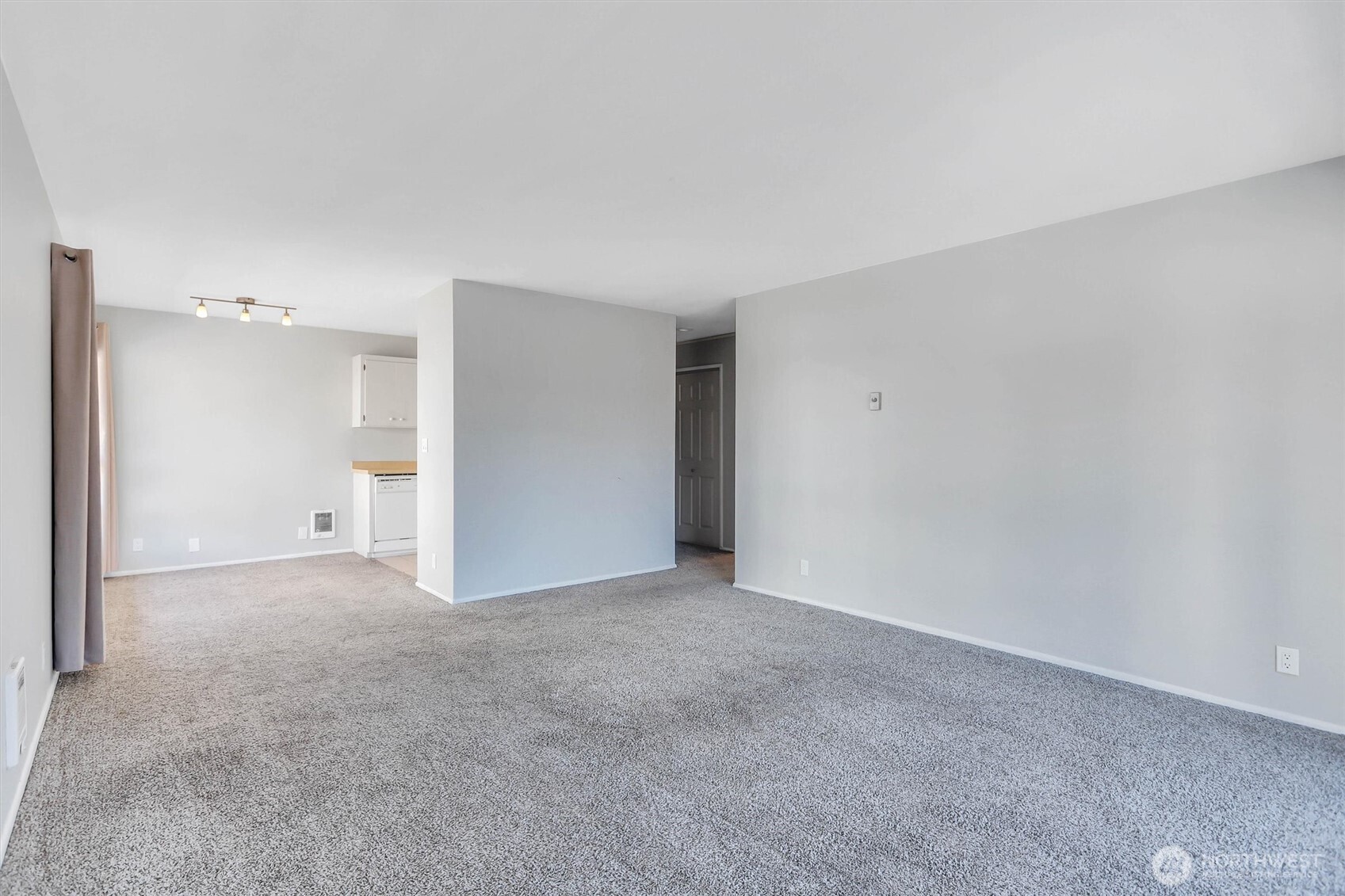 952 100th Avenue NE #236, Bellevue, WA 98004