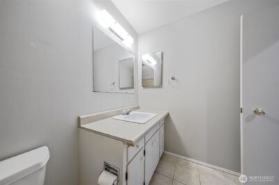952 100th Avenue NE #236, Bellevue, WA 98004 - Photo 9
