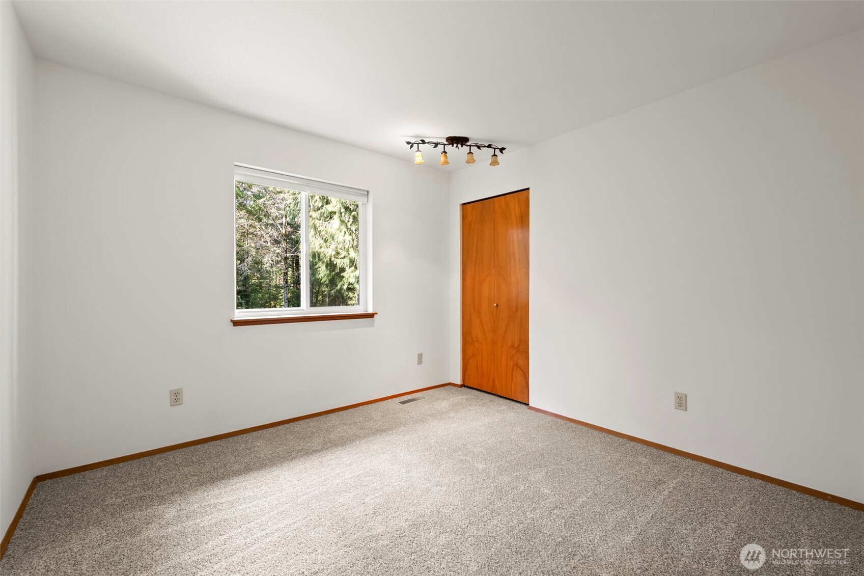 6550 Prince Pine Lane NW, Bremerton, WA 98312