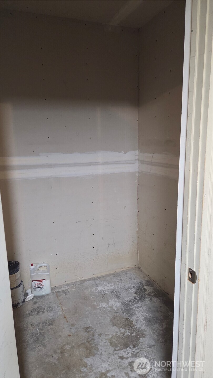 31500 33rd Place SW #F103, Federal Way, WA 98023