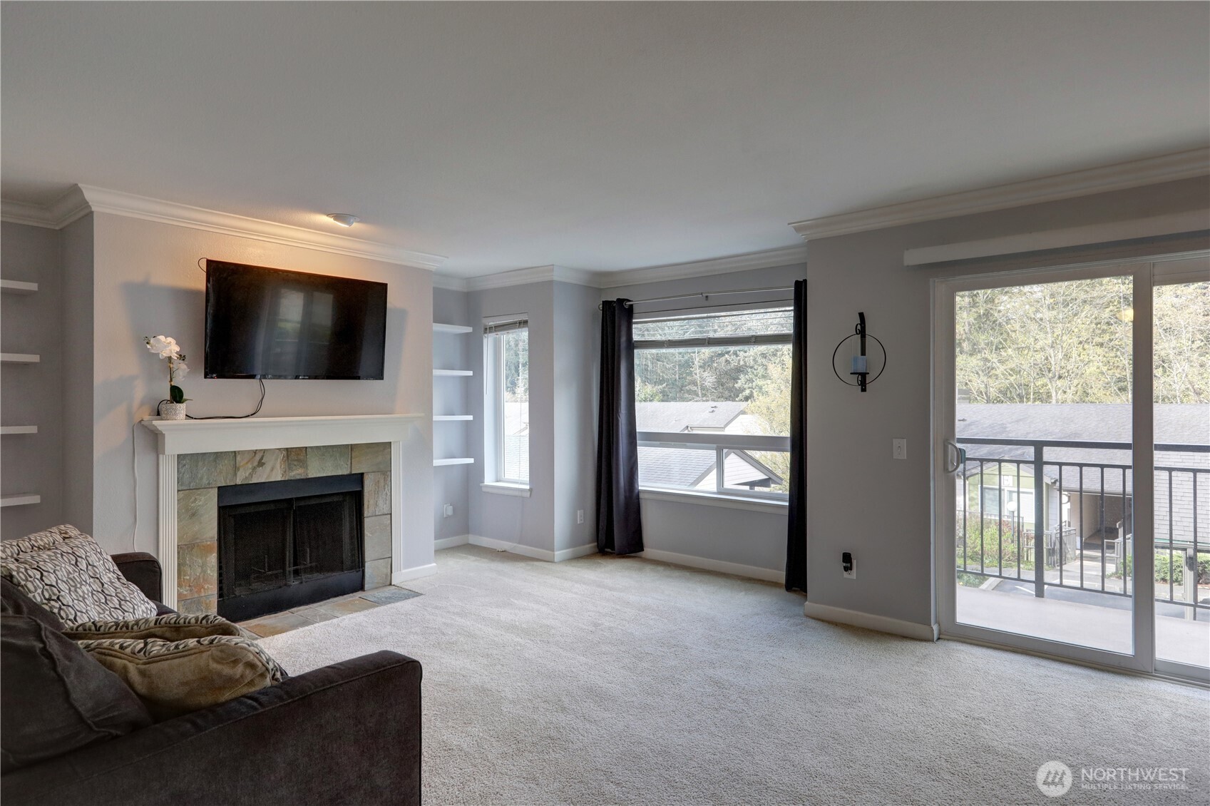 31500 33rd Place SW #F103, Federal Way, WA 98023