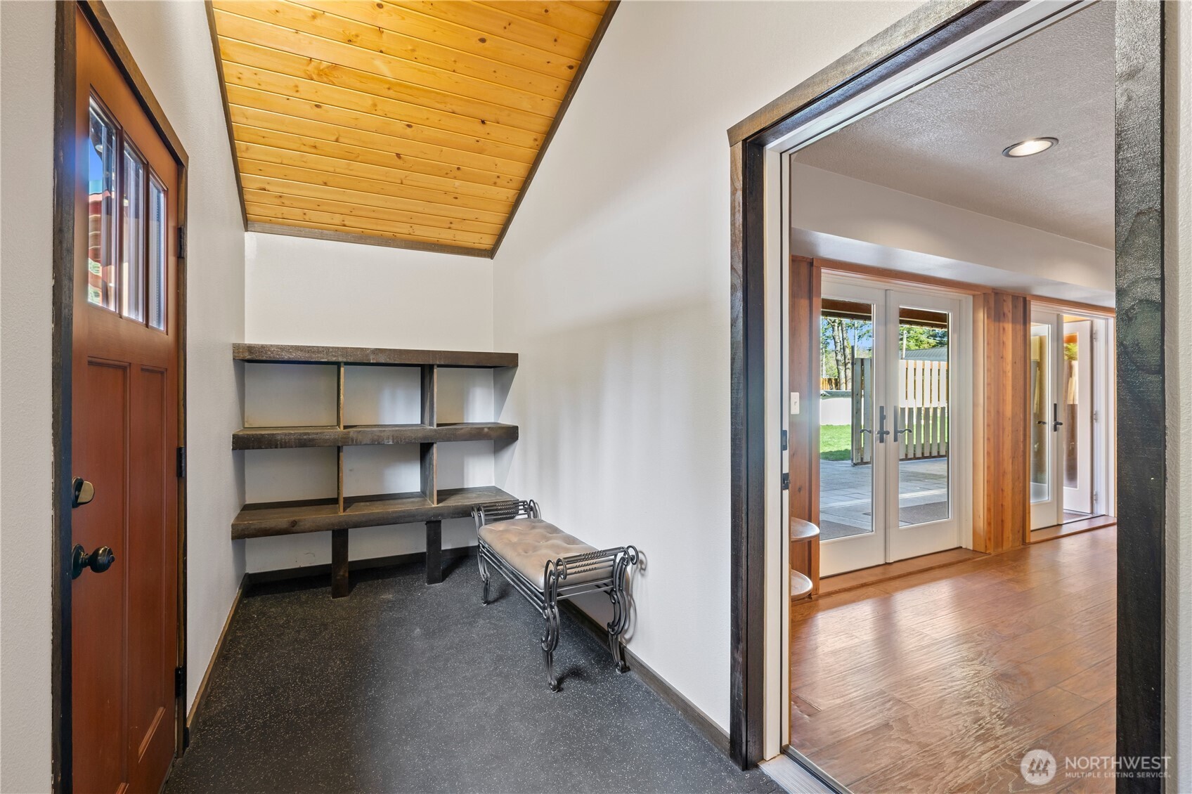 424 Cannon Road , Packwood, WA 98361