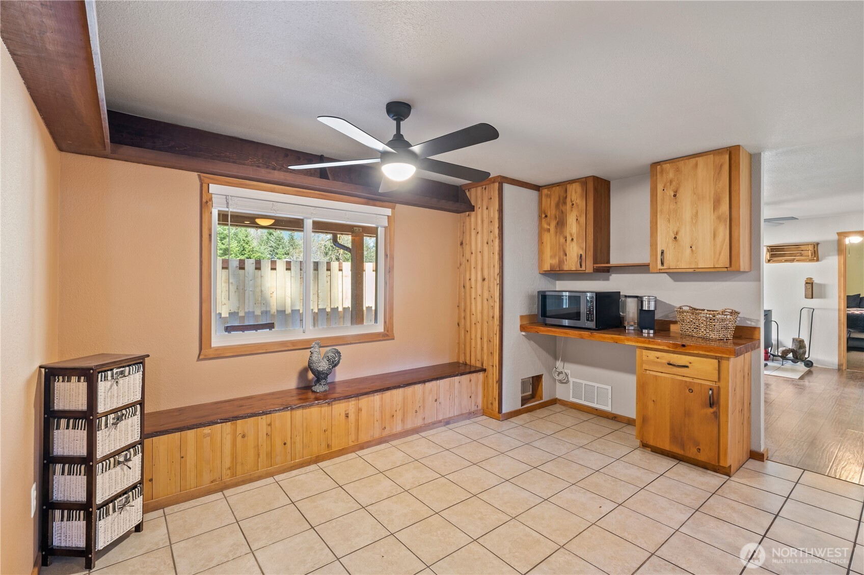 424 Cannon Road , Packwood, WA 98361