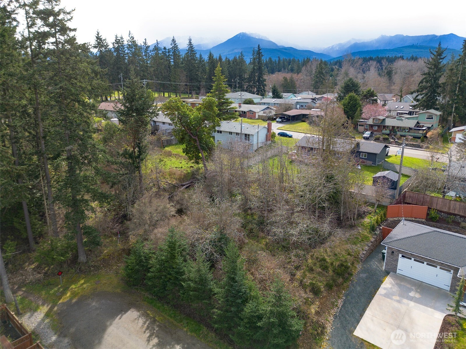 9999 W 8th Street , Port Angeles, WA 98363