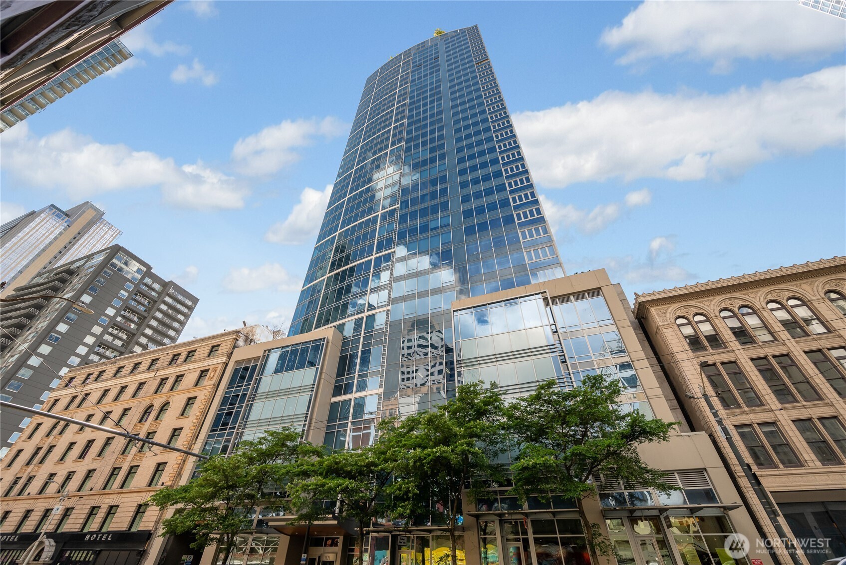 1521 2nd Avenue #1602, Seattle, WA 98101
