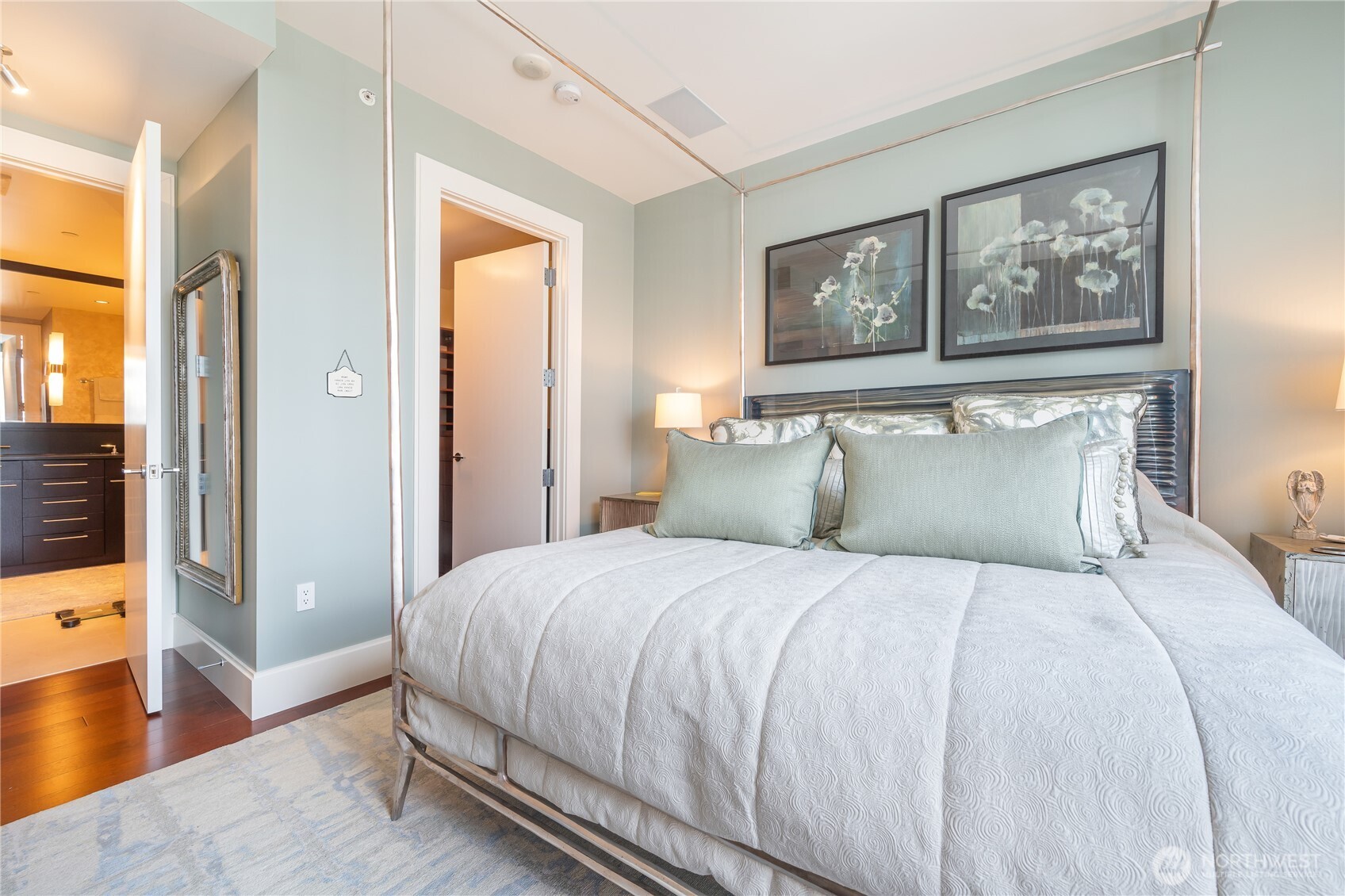 1521 2nd Avenue #1602, Seattle, WA 98101