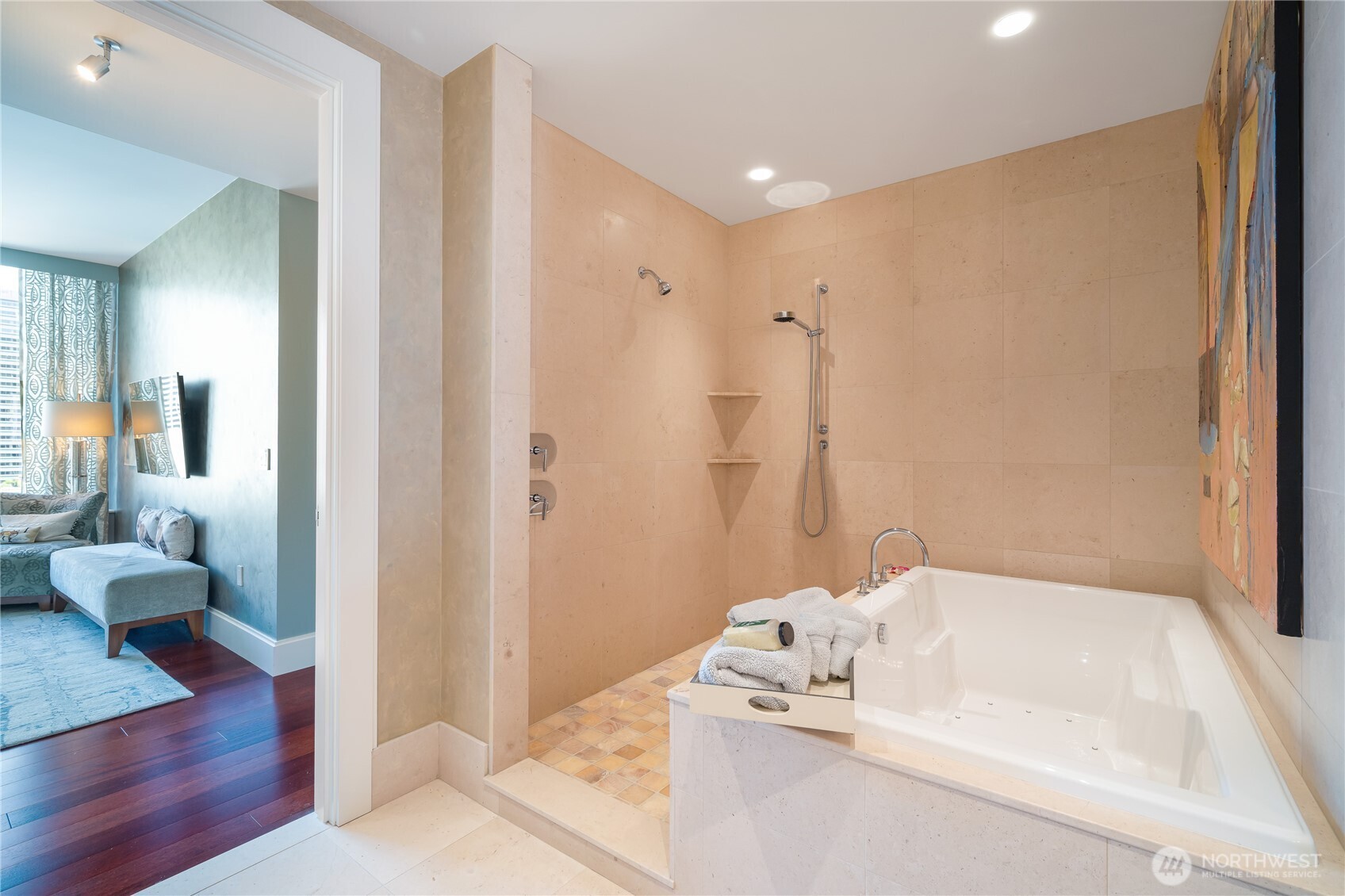 1521 2nd Avenue #1602, Seattle, WA 98101