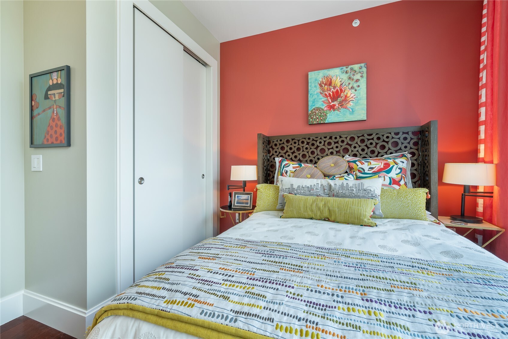 1521 2nd Avenue #1602, Seattle, WA 98101