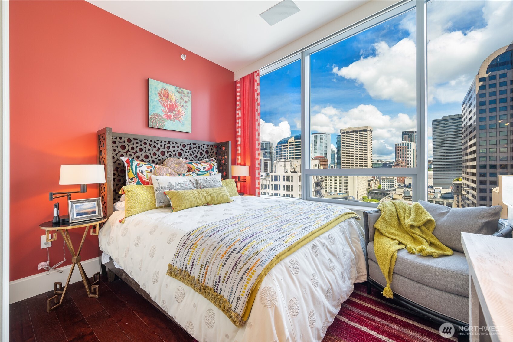 1521 2nd Avenue #1602, Seattle, WA 98101