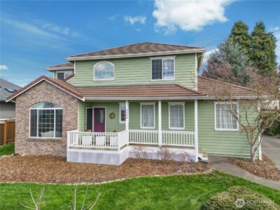 2209 28th Street SE, Puyallup, WA 98372 - Photo 1