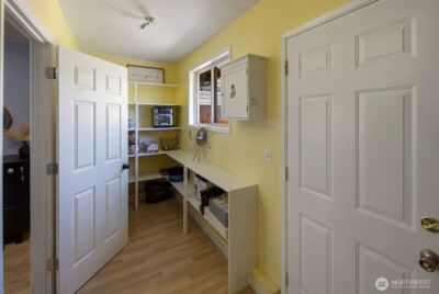 8554 NE 137th Pl , Kirkland, WA 98034 - Photo 12