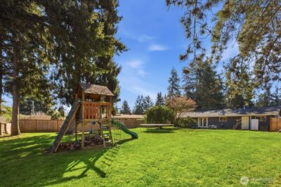 8554 NE 137th Pl , Kirkland, WA 98034 - Photo 21