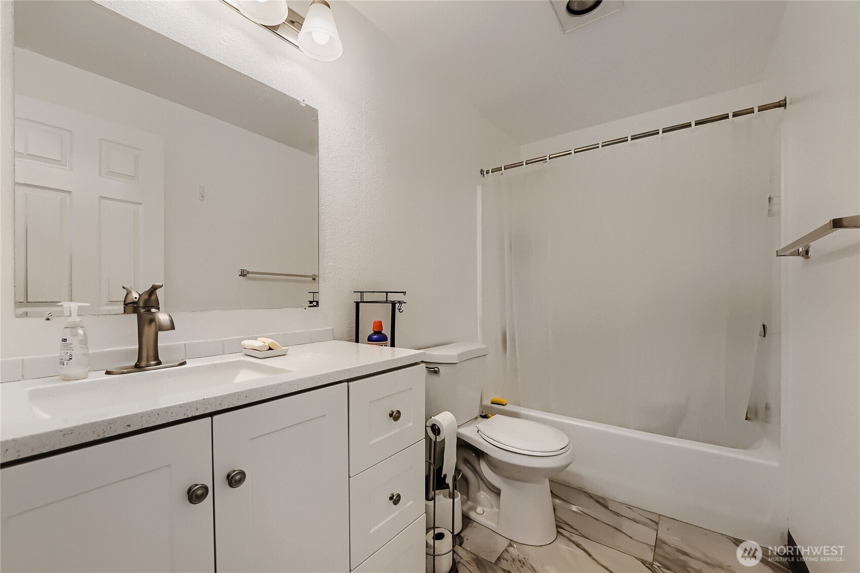 26221 116th Avenue SE #F301, Kent, WA 98030