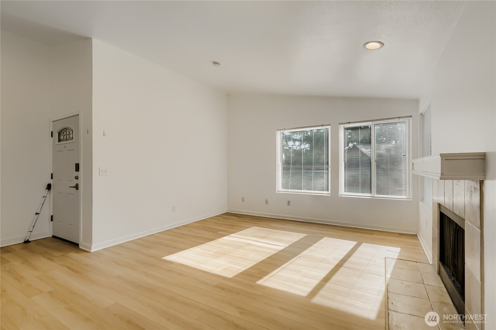 26221 116th Avenue SE #F301, Kent, WA 98030