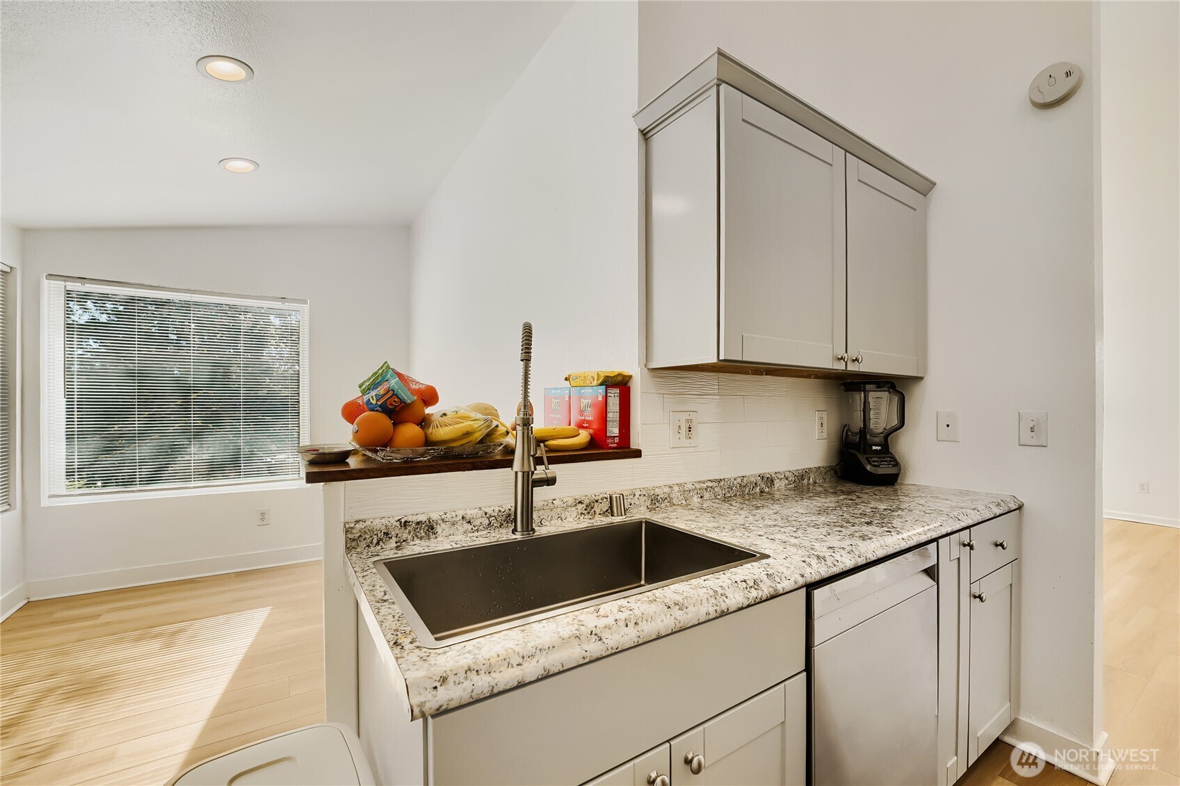 26221 116th Avenue SE #F301, Kent, WA 98030