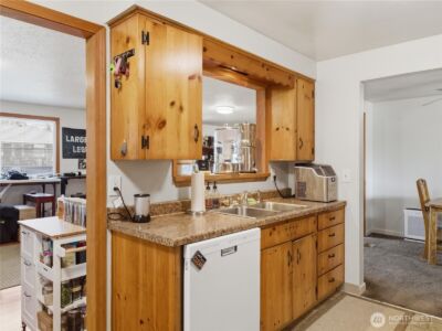 1627 Garfield Street S, Tacoma, WA 98444 - Photo 11