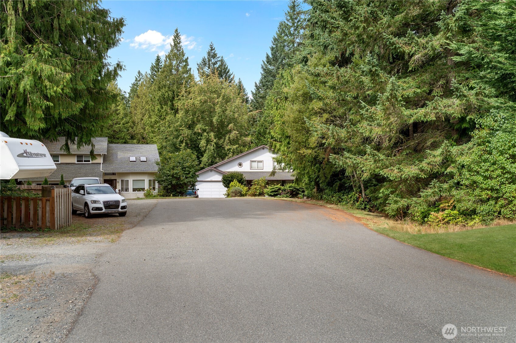 4105 Tartan Way , Clinton, WA 98236