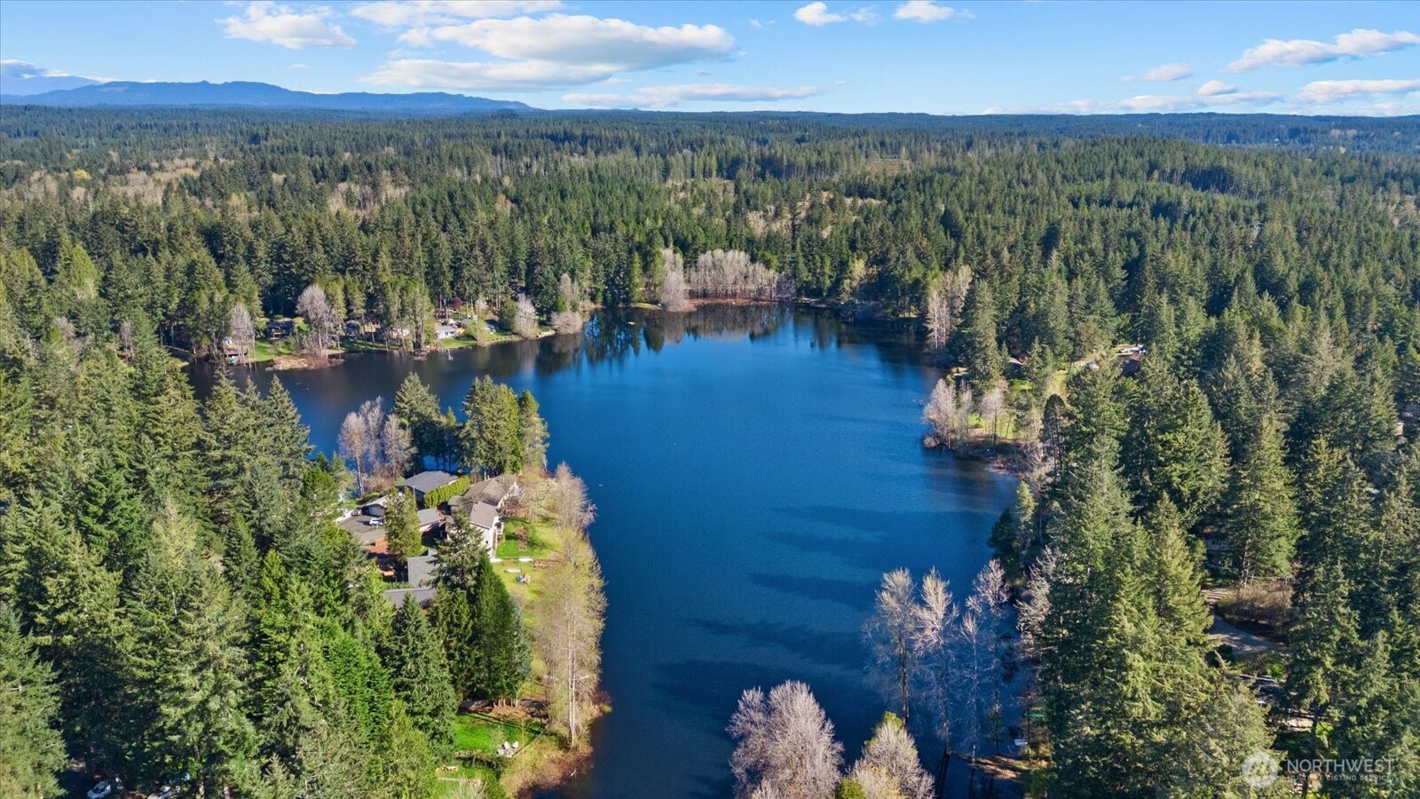 14602 Holiday Dr NW, Gig Harbor, WA 98329