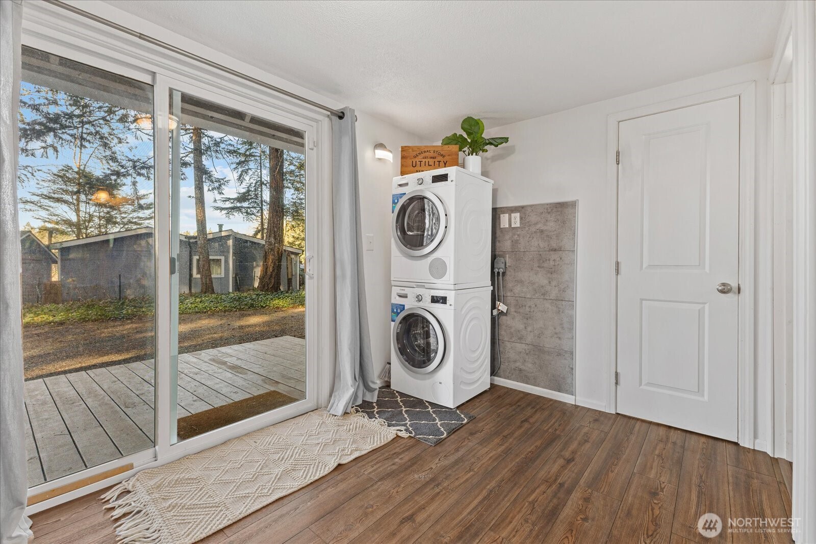 14602 Holiday Dr NW, Gig Harbor, WA 98329