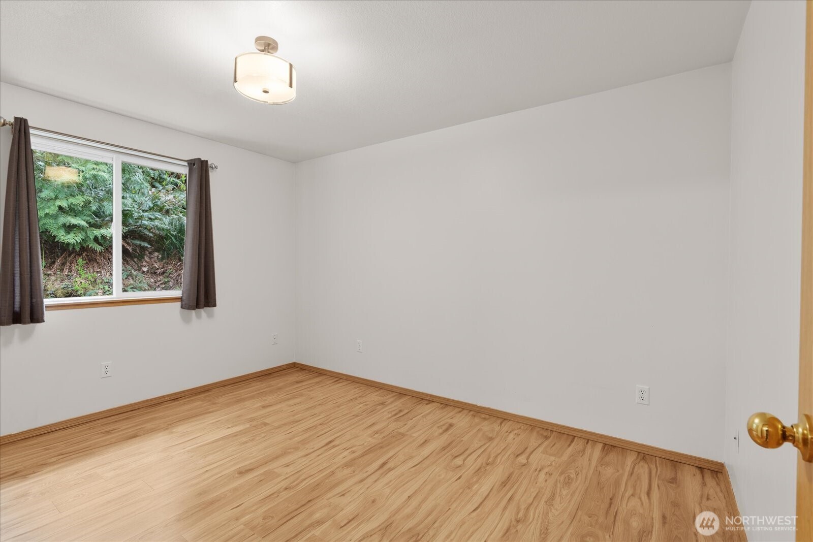 508 Summit Lake Shore Drive NW, Olympia, WA 98502