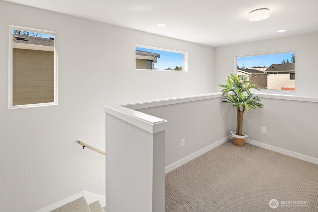 22545 69th Place W, Mountlake Terrace, WA 98043