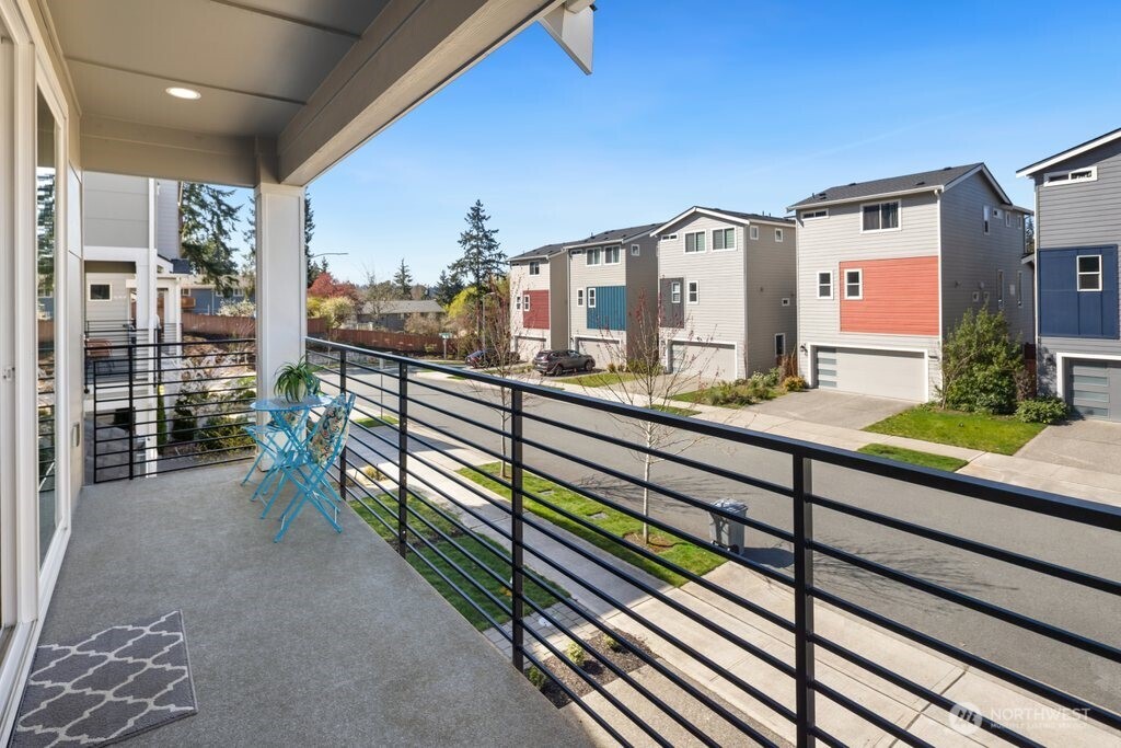 22545 69th Place W, Mountlake Terrace, WA 98043