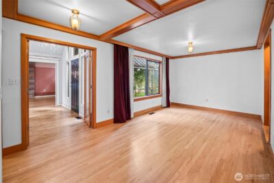 2812 204th Avenue Ct , Lake Tapps, WA 98391 - Photo 12