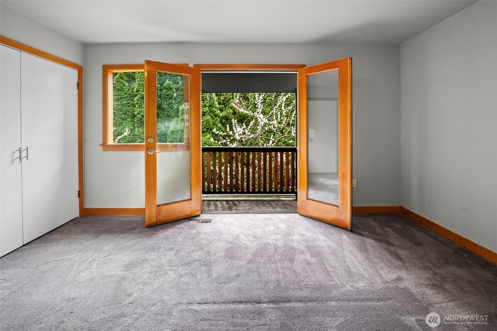 2812 204th Avenue Ct , Lake Tapps, WA 98391