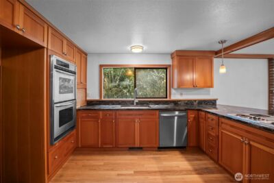 2812 204th Avenue Ct , Lake Tapps, WA 98391 - Photo 8