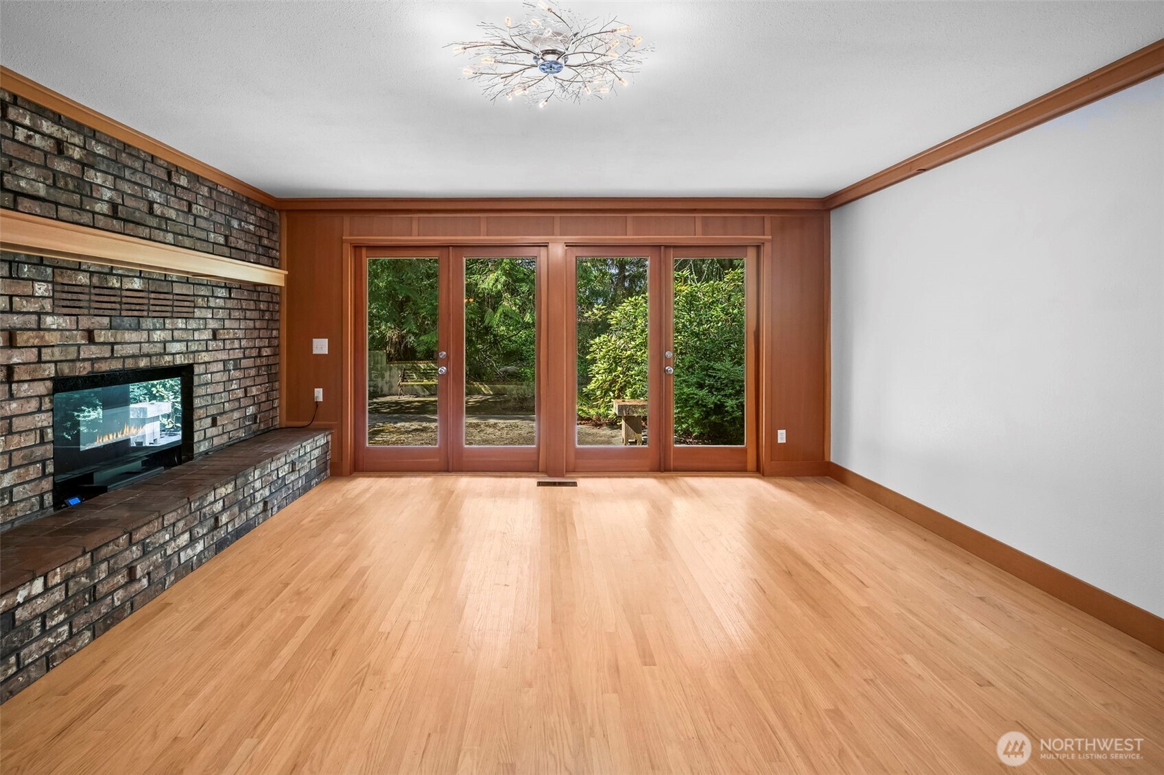 2812 204th Avenue Ct , Lake Tapps, WA 98391