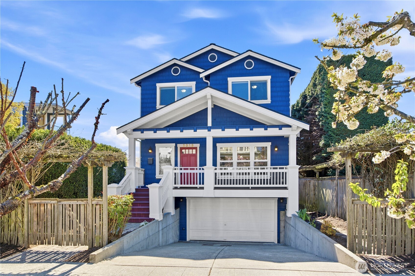 2313 N 39th Street , Seattle, WA 98103