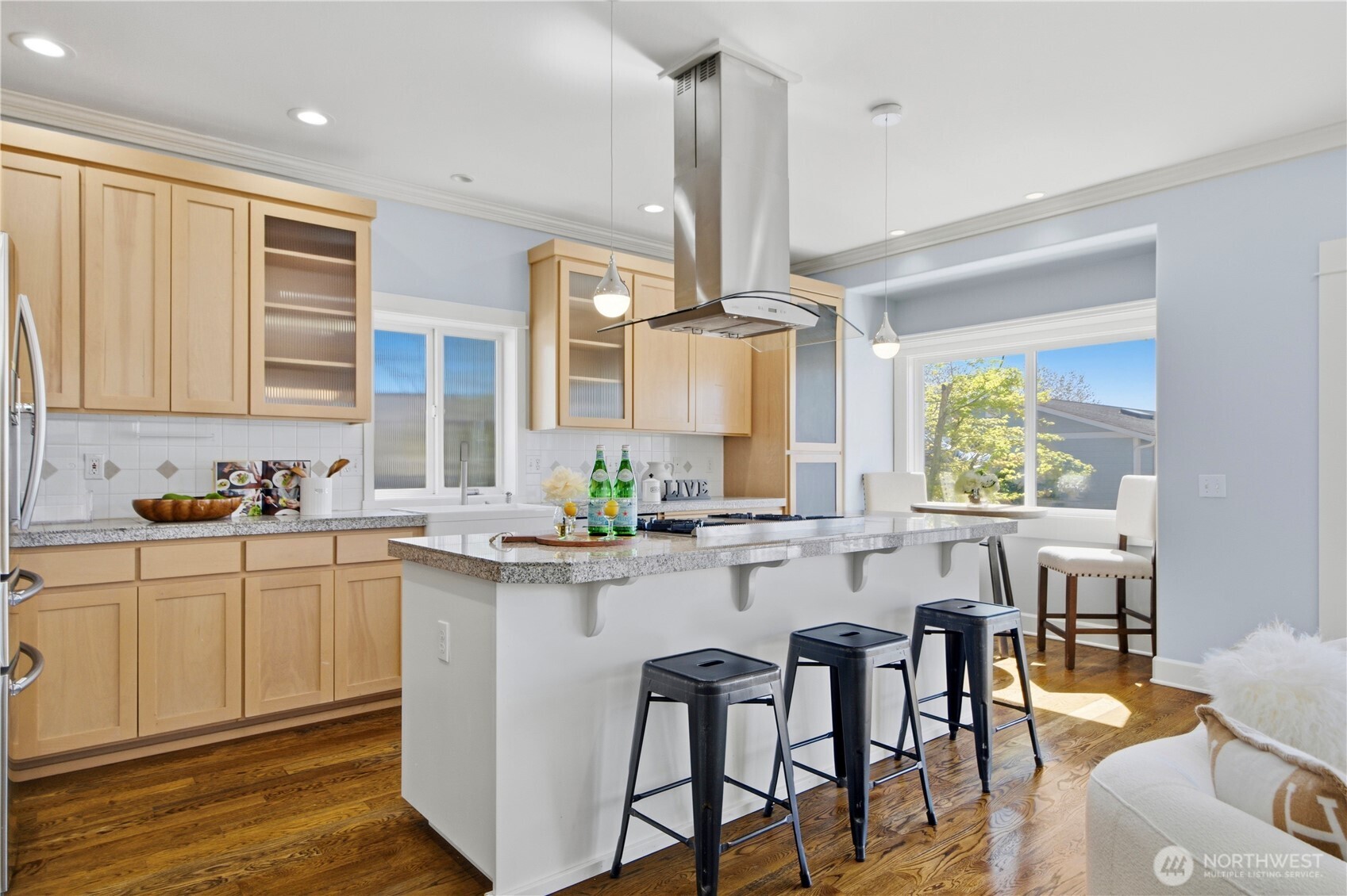 2313 N 39th Street , Seattle, WA 98103