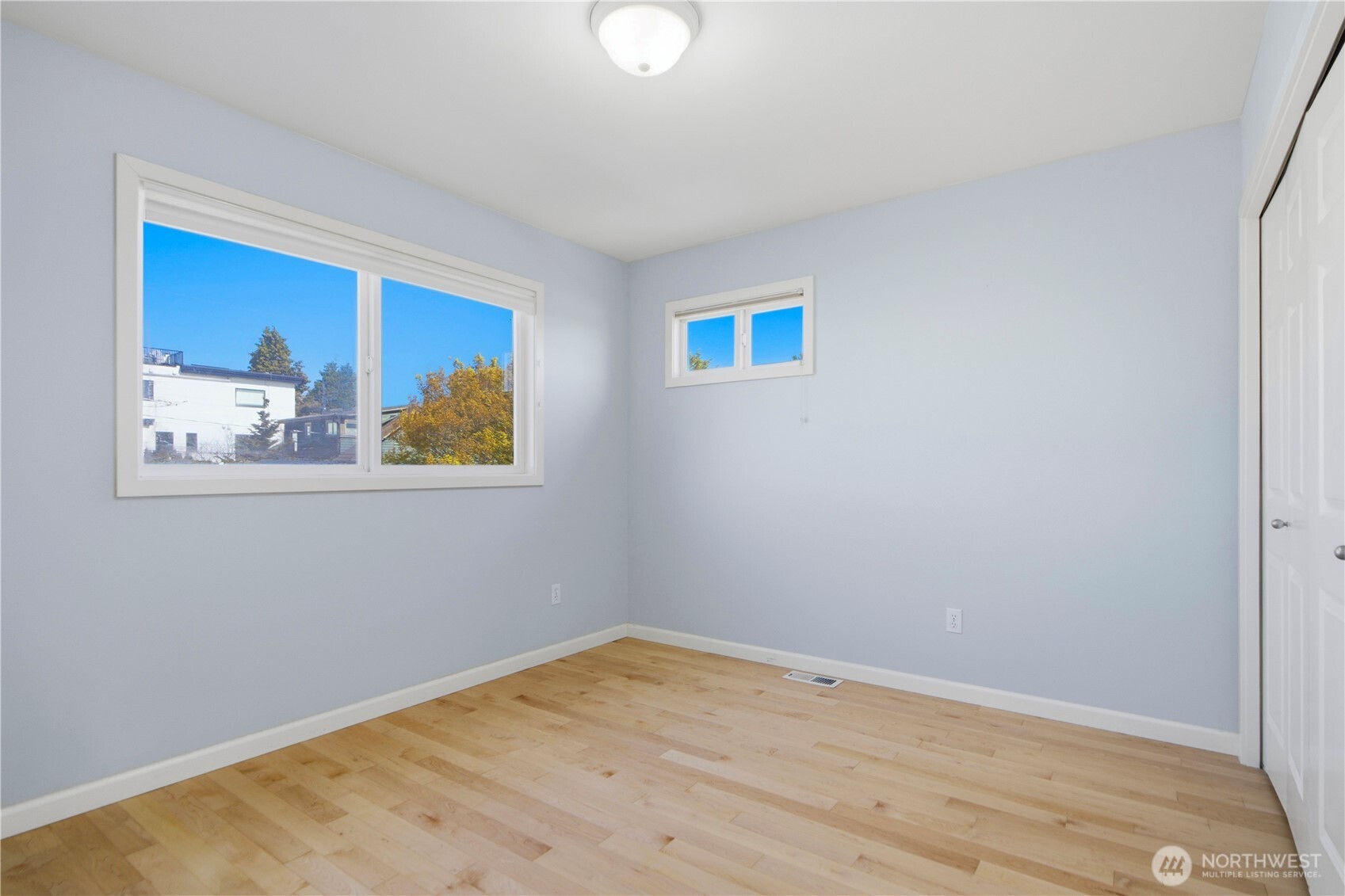 2313 N 39th Street , Seattle, WA 98103