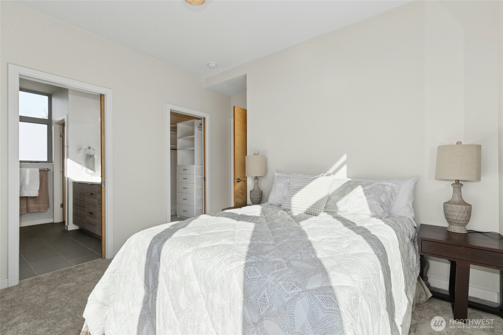 4411 Meridian Avenue N, Seattle, WA 98103