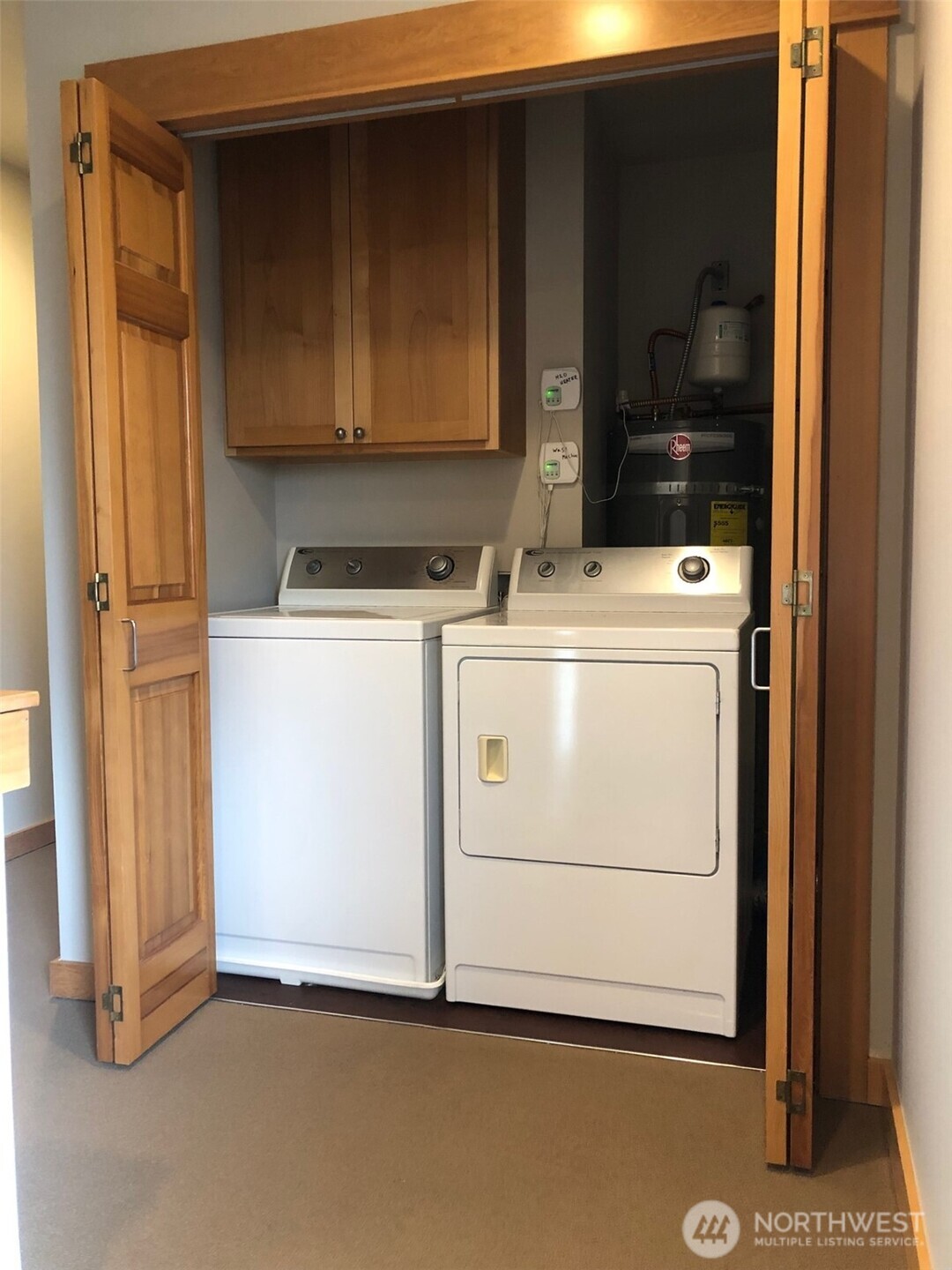 266 Ericksen Avenue NE #272, Bainbridge Island, WA 98110