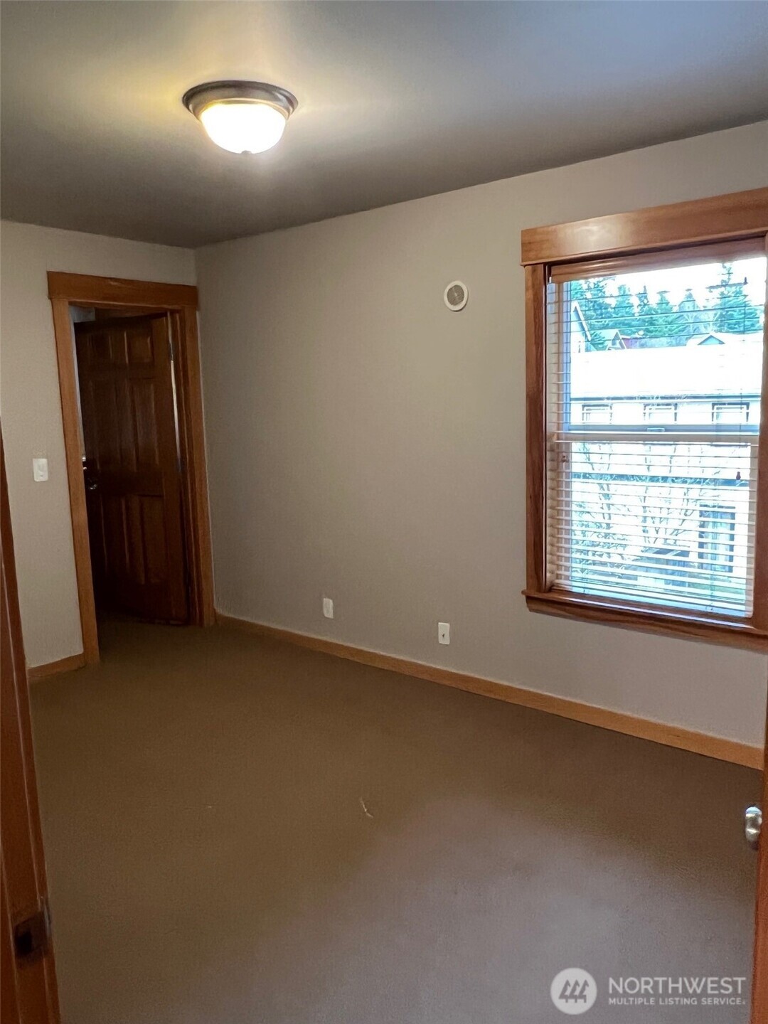 266 Ericksen Avenue NE #272, Bainbridge Island, WA 98110
