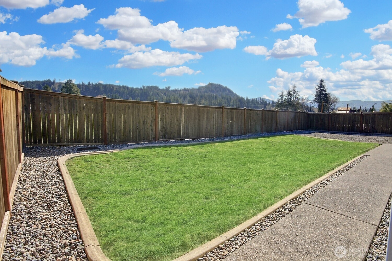 227 Jasmine Lane N, Enumclaw, WA 98022