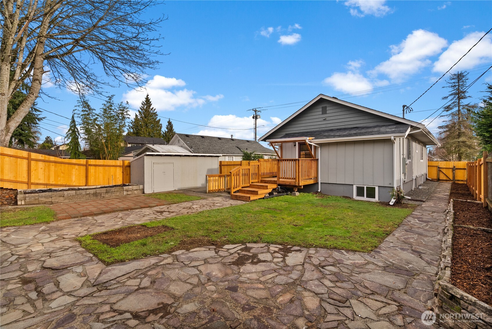 5008 N Visscher Street , Tacoma, WA 98407