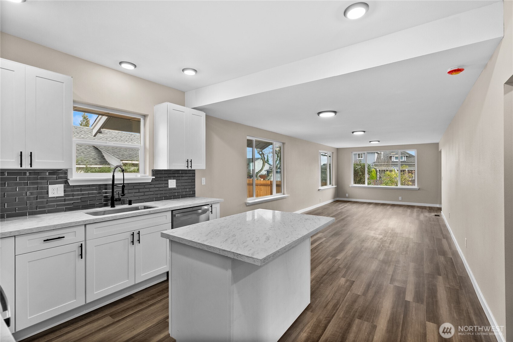 5008 N Visscher Street , Tacoma, WA 98407