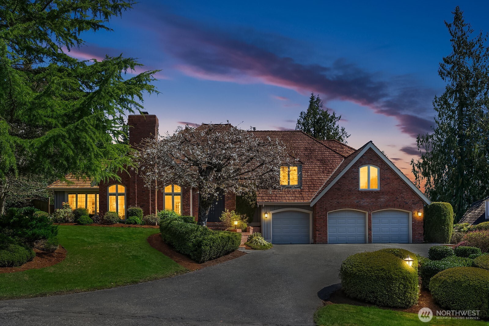 23308 SE 47th Way , Sammamish, WA 98075