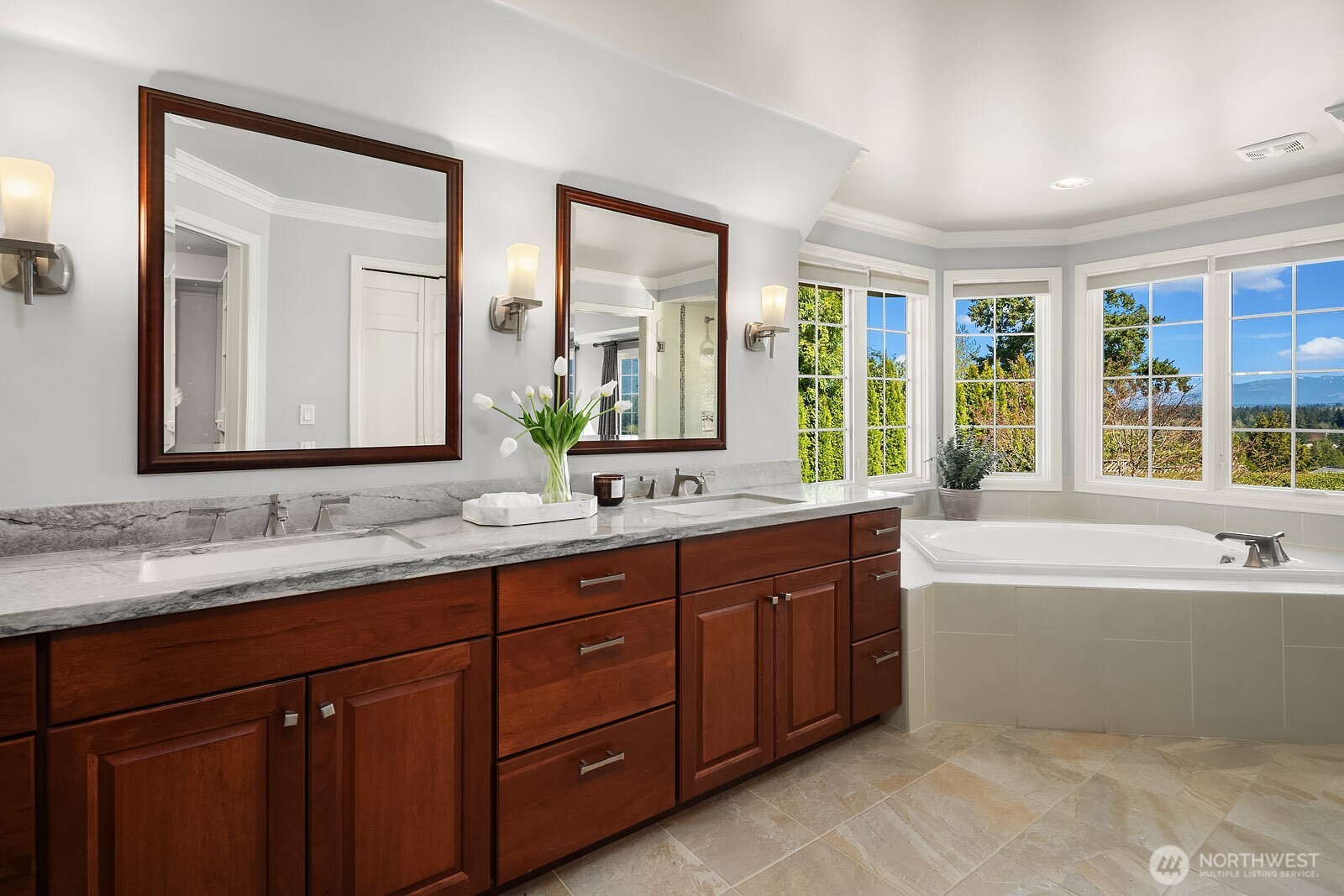 23308 SE 47th Way , Sammamish, WA 98075