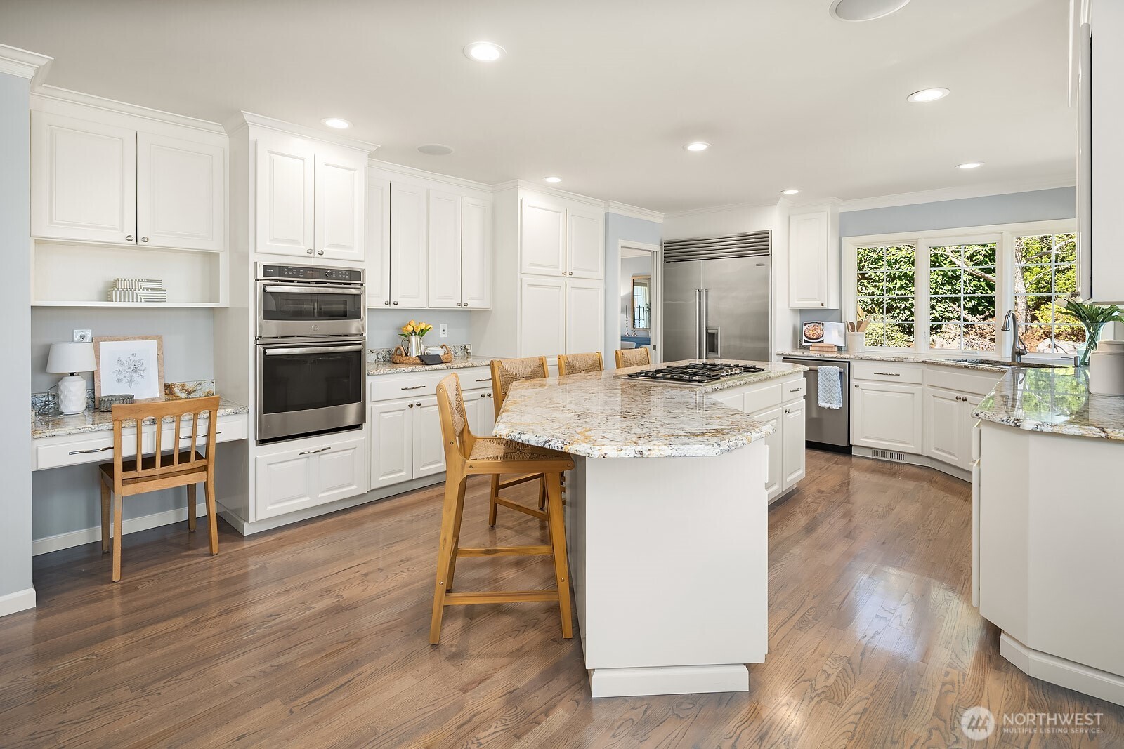 23308 SE 47th Way , Sammamish, WA 98075