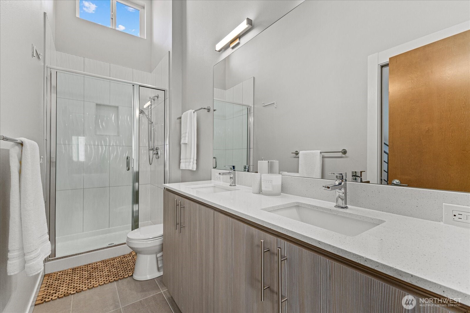 6249 8th Avenue NW, Seattle, WA 98107