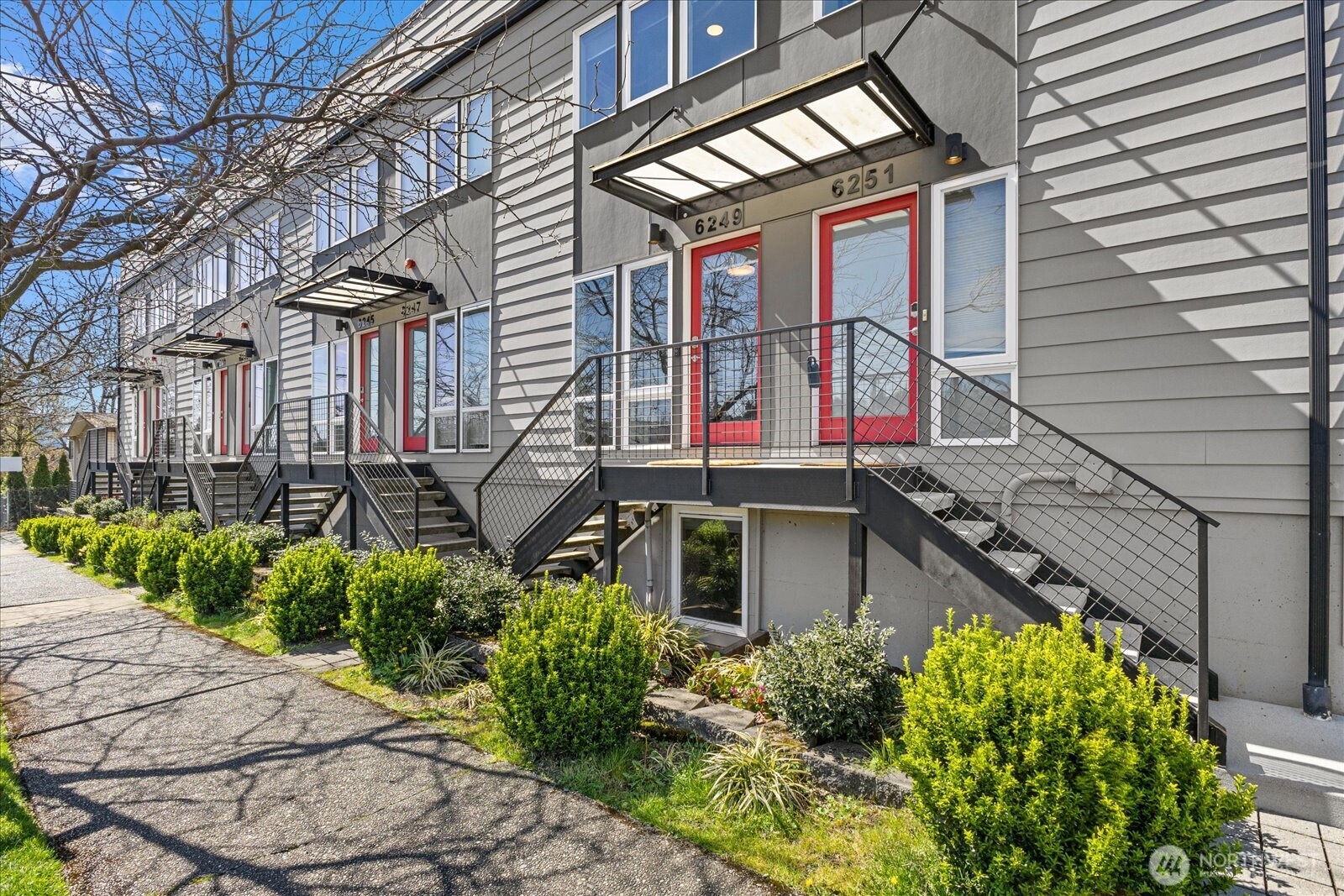 6249 8th Avenue NW, Seattle, WA 98107