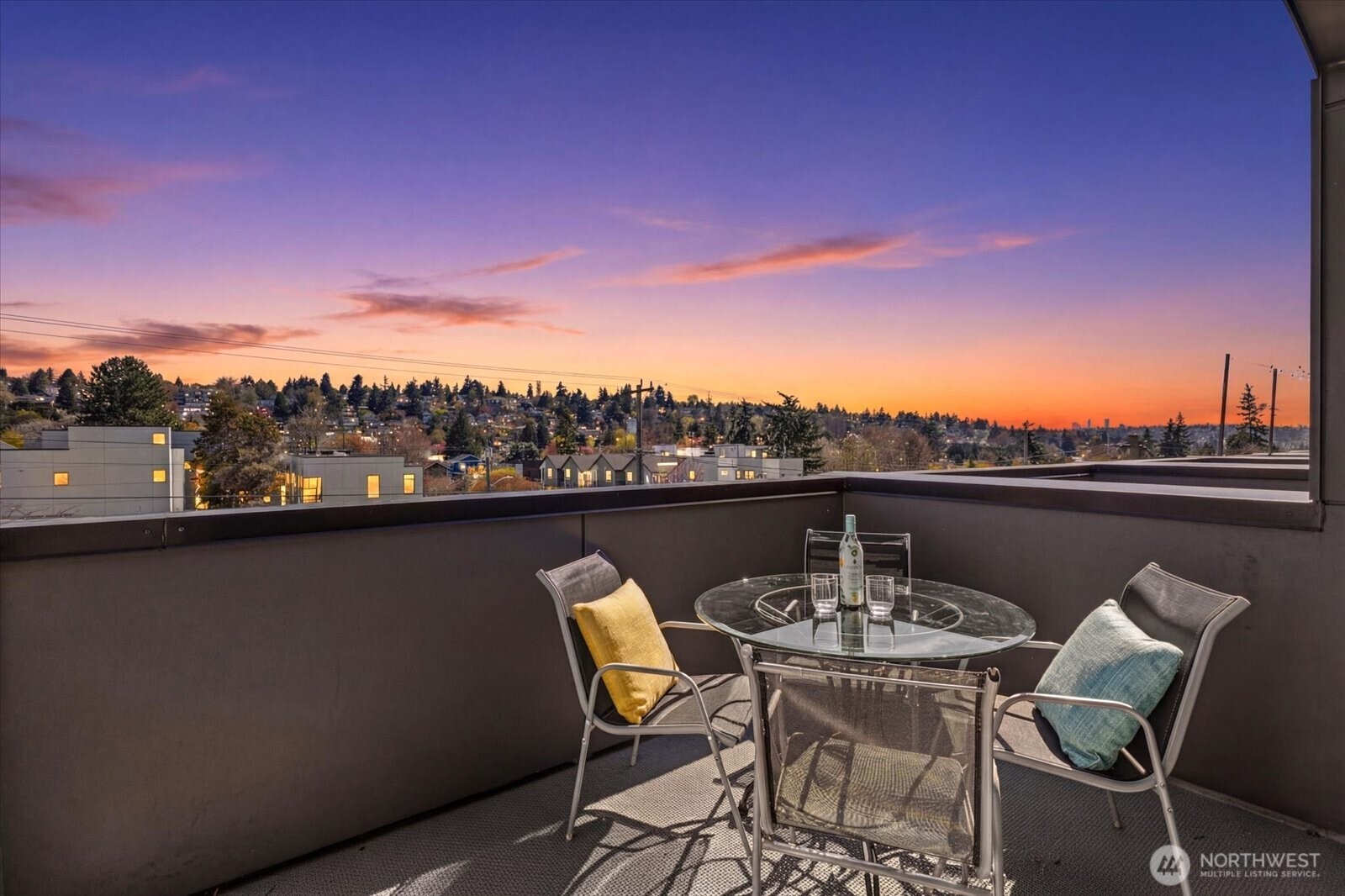 6249 8th Avenue NW, Seattle, WA 98107