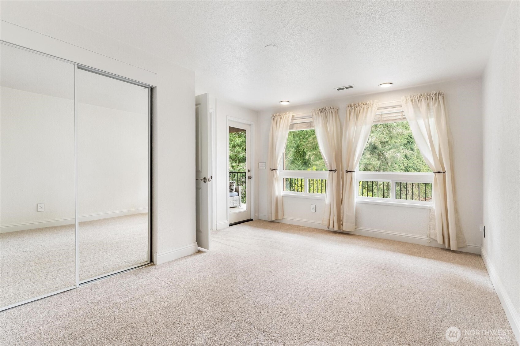 15000 Village Green Drive #51, Mill Creek, WA 98012